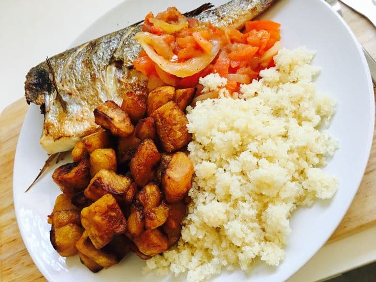 Aloko + Poisson braisé